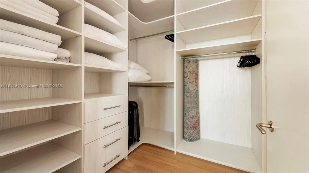 2901 Collins Ave #1403 Miami Beach, FL 33140