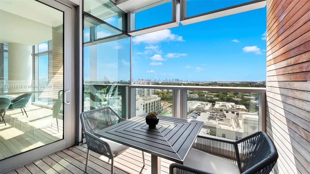 2901 Collins Ave #1403 Miami Beach, FL 33140