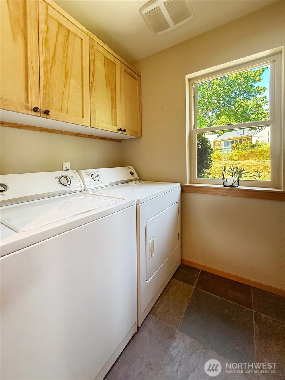 49 M Whidbey Island Drive Hat Island, WA 98206