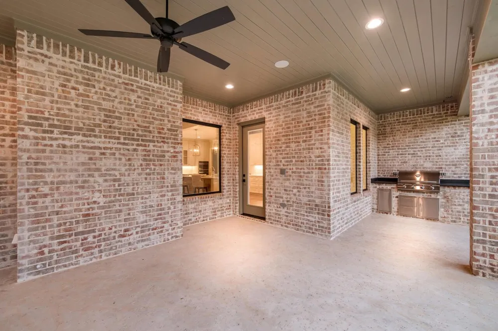 8005 Bee Cave Road China Spring, TX 76633