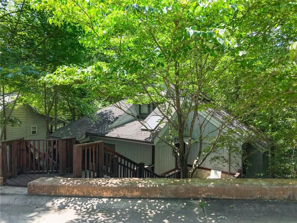 17 Dach Bruecke Gasse Helen, GA 30545