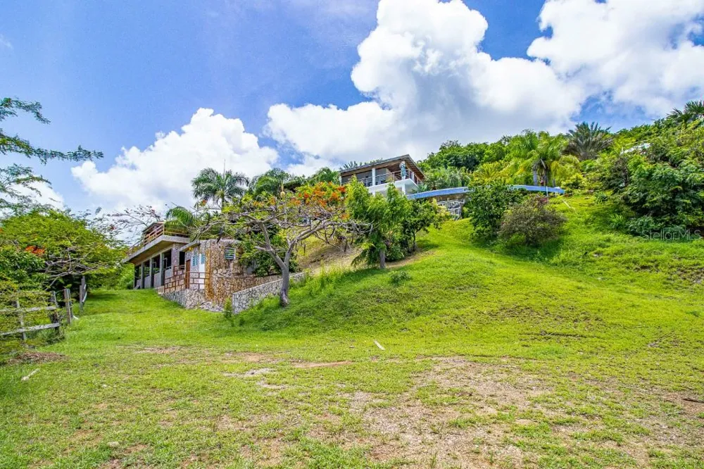 BO FLAMENCO LAS QUINTAS SOLAR 15 #Sec La Quintas Solar 15 Culebra, PR 00775