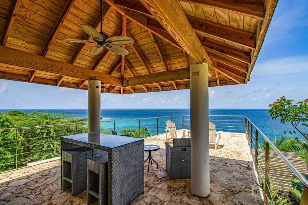 BO FLAMENCO LAS QUINTAS SOLAR 15 #Sec La Quintas Solar 15 Culebra, PR 00775