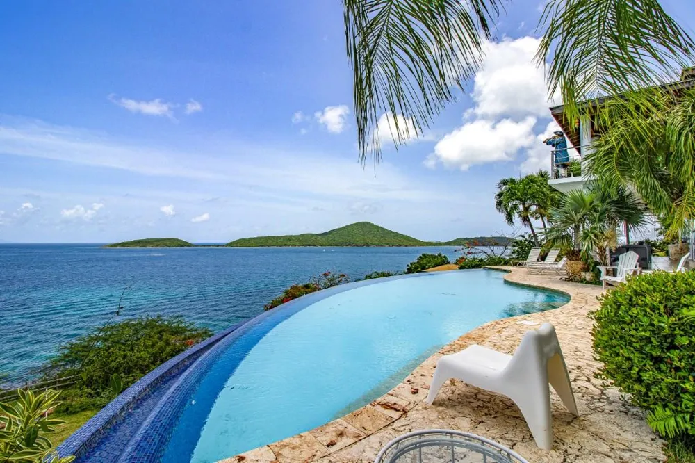 BO FLAMENCO LAS QUINTAS SOLAR 15 #Sec La Quintas Solar 15 Culebra, PR 00775