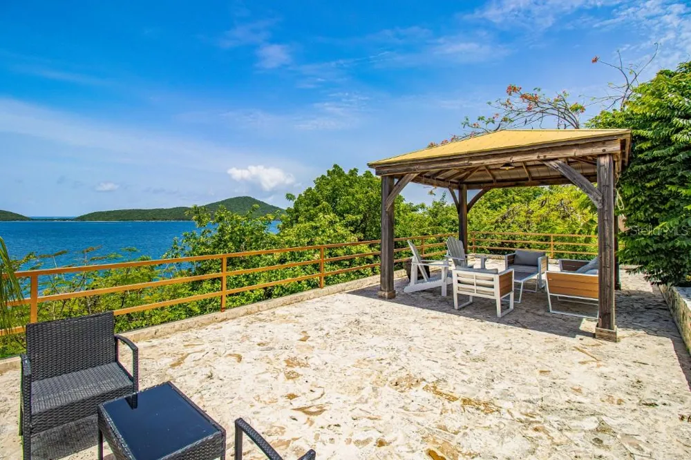 BO FLAMENCO LAS QUINTAS SOLAR 15 #Sec La Quintas Solar 15 Culebra, PR 00775