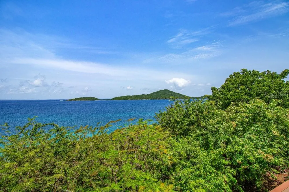 BO FLAMENCO LAS QUINTAS SOLAR 15 #Sec La Quintas Solar 15 Culebra, PR 00775