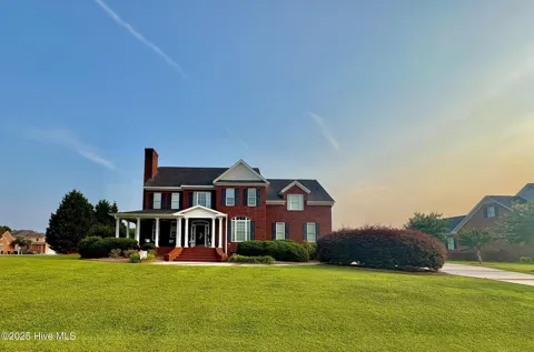 25 Muirfield Drive