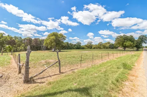 1900 County Road 330