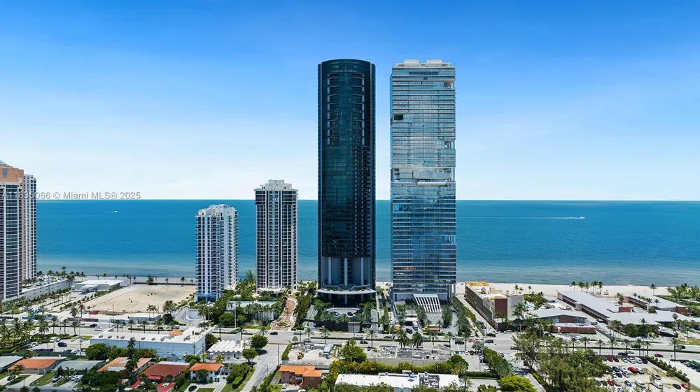 18555 Collins Ave #2701 Sunny Isles Beach, FL 33160
