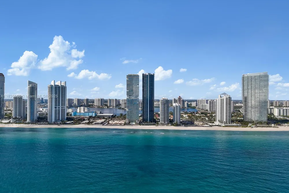 18555 Collins Ave #2701 Sunny Isles Beach, FL 33160