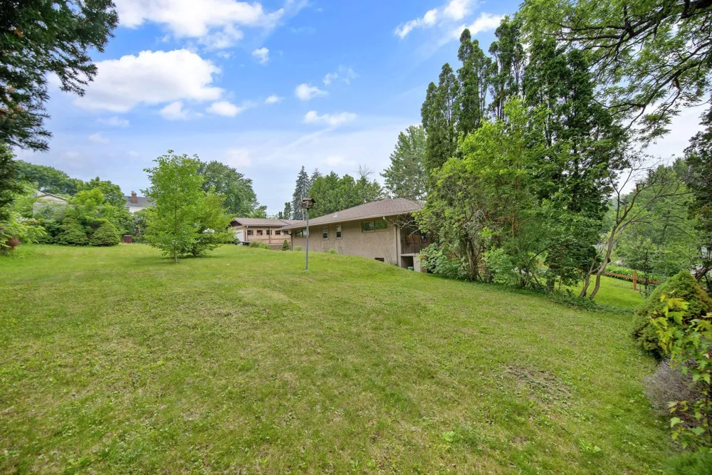 8XX Humboldt Avenue West Saint Paul, MN 55118