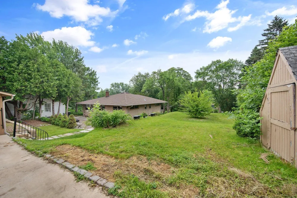 8XX Humboldt Avenue West Saint Paul, MN 55118