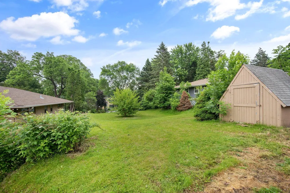 8XX Humboldt Avenue West Saint Paul, MN 55118