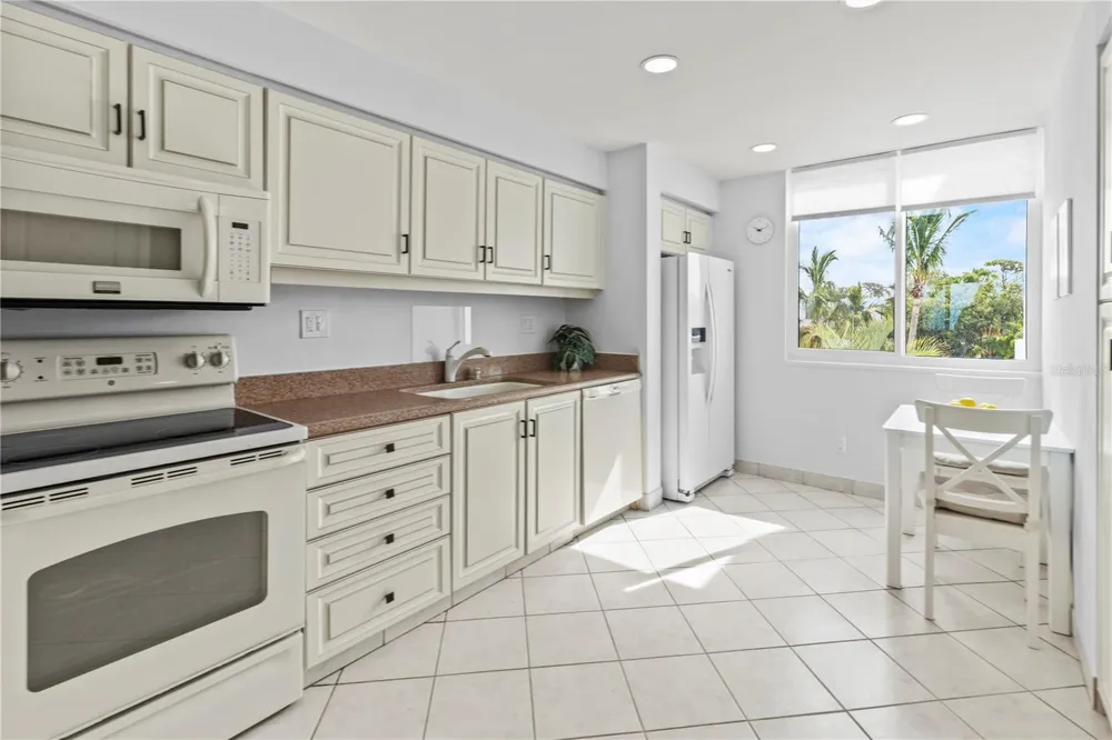 724 BAYPORT WAY #724 Longboat Key, FL 34228