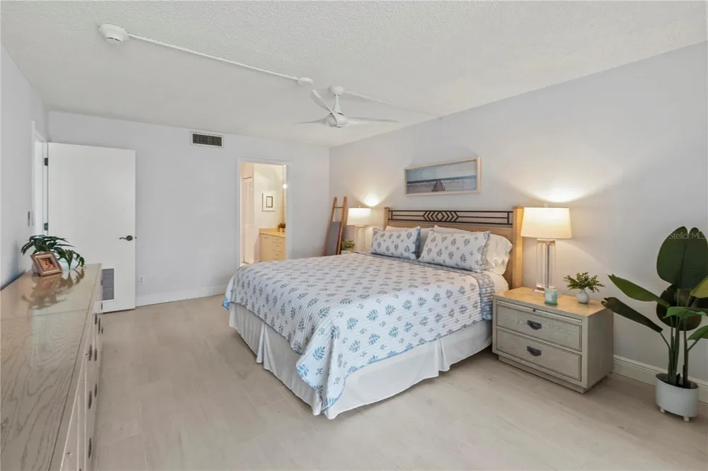 724 BAYPORT WAY #724 Longboat Key, FL 34228