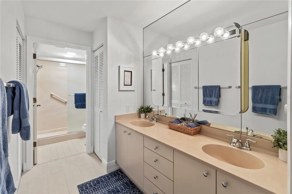 724 BAYPORT WAY #724 Longboat Key, FL 34228