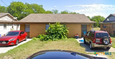 305 E Avenue A