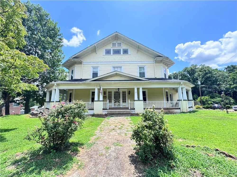 639 Elk Spur Street Elkin, NC 28621