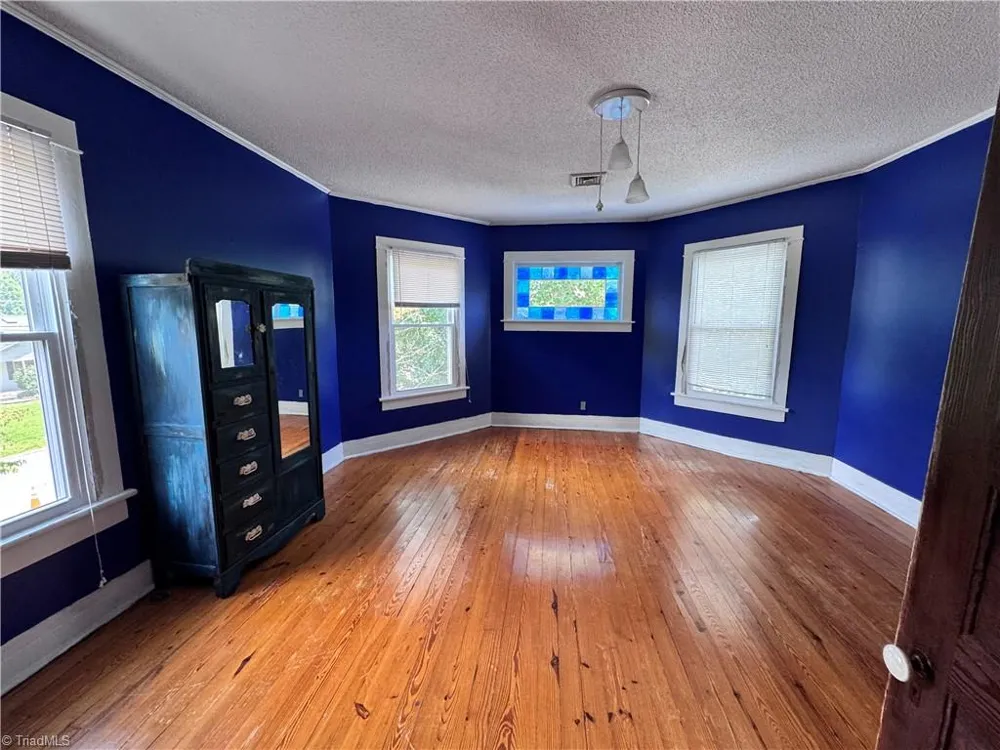 639 Elk Spur Street Elkin, NC 28621