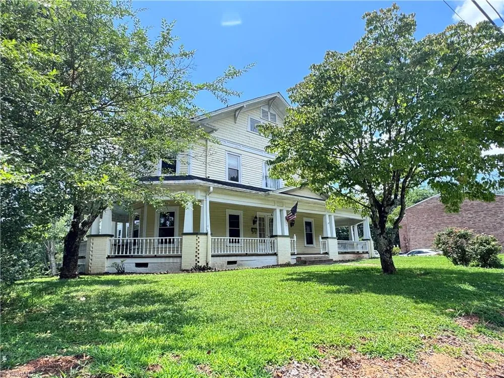 639 Elk Spur Street Elkin, NC 28621