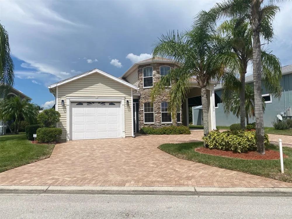 529 MEANDERING WAY Polk City, FL 33868
