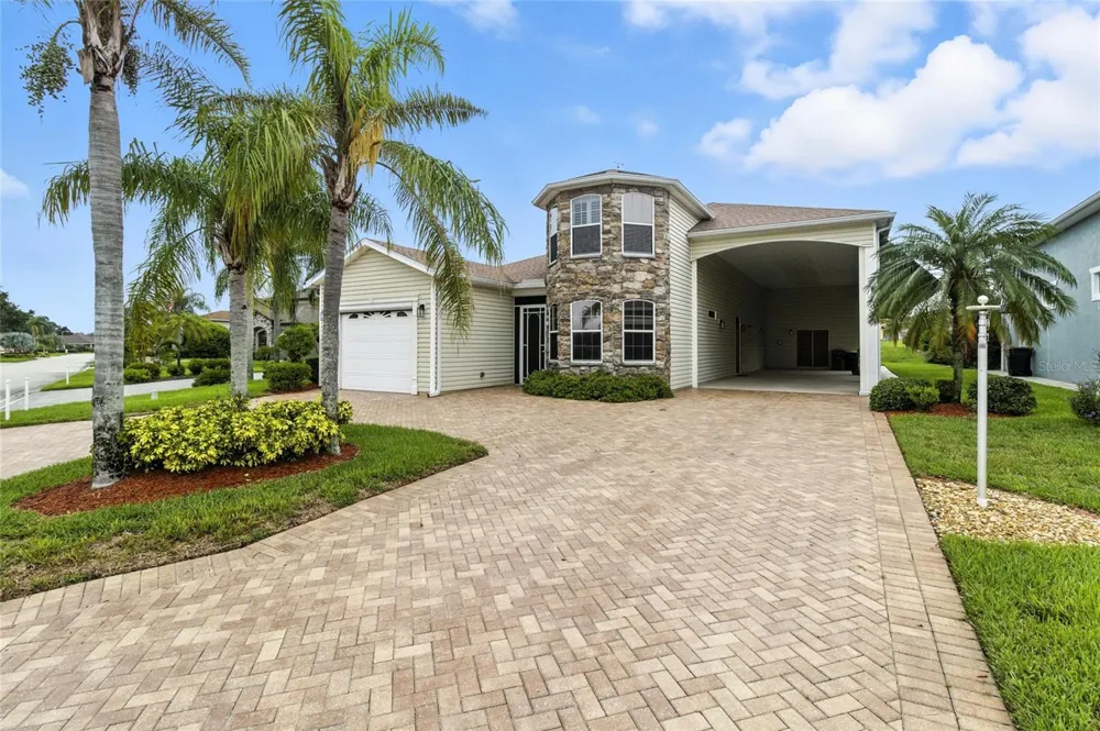529 MEANDERING WAY Polk City, FL 33868