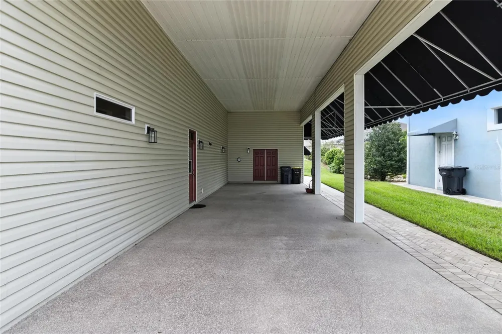 529 MEANDERING WAY Polk City, FL 33868
