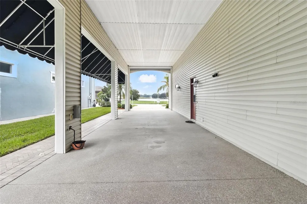 529 MEANDERING WAY Polk City, FL 33868