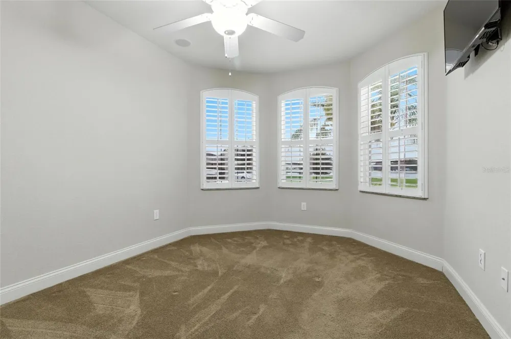 529 MEANDERING WAY Polk City, FL 33868