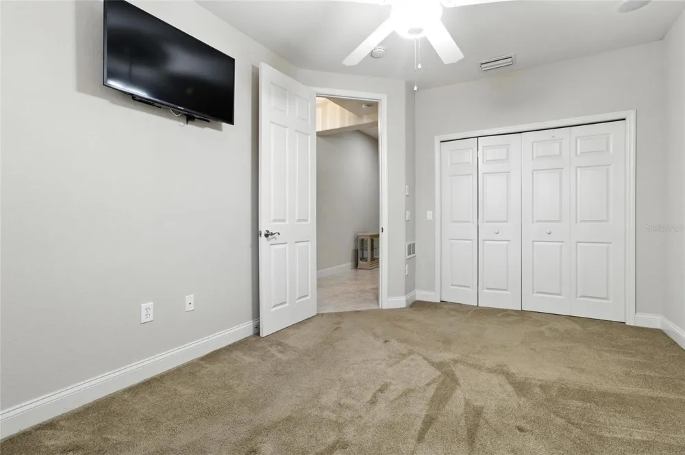529 MEANDERING WAY Polk City, FL 33868