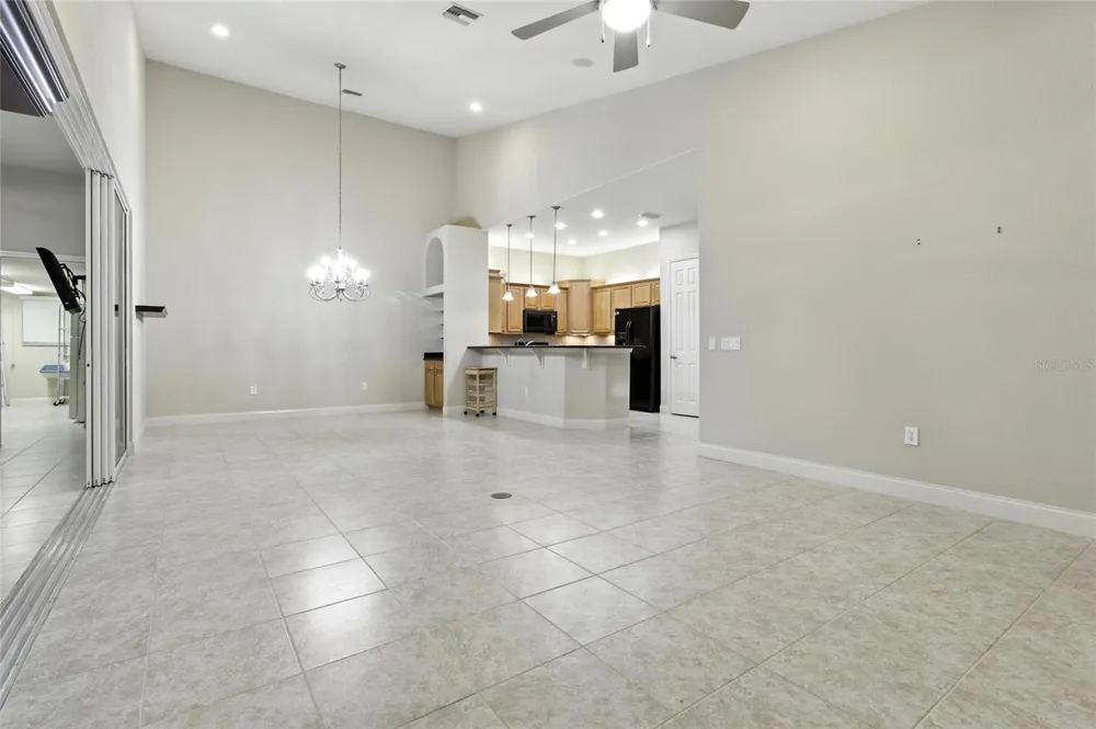 529 MEANDERING WAY Polk City, FL 33868