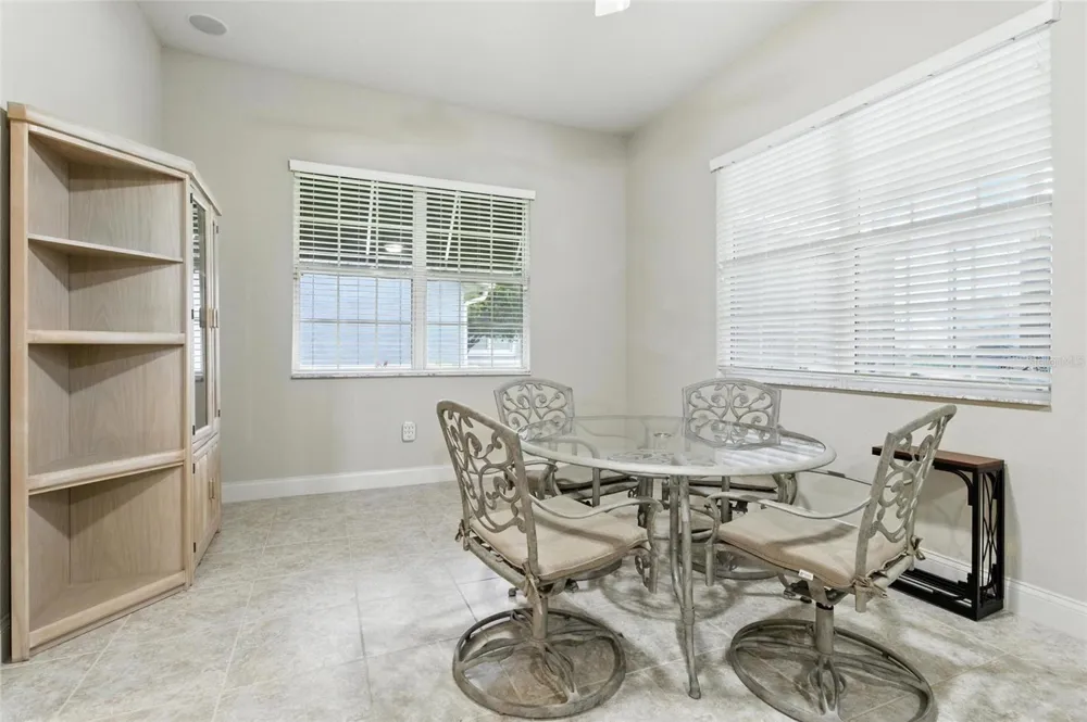 529 MEANDERING WAY Polk City, FL 33868