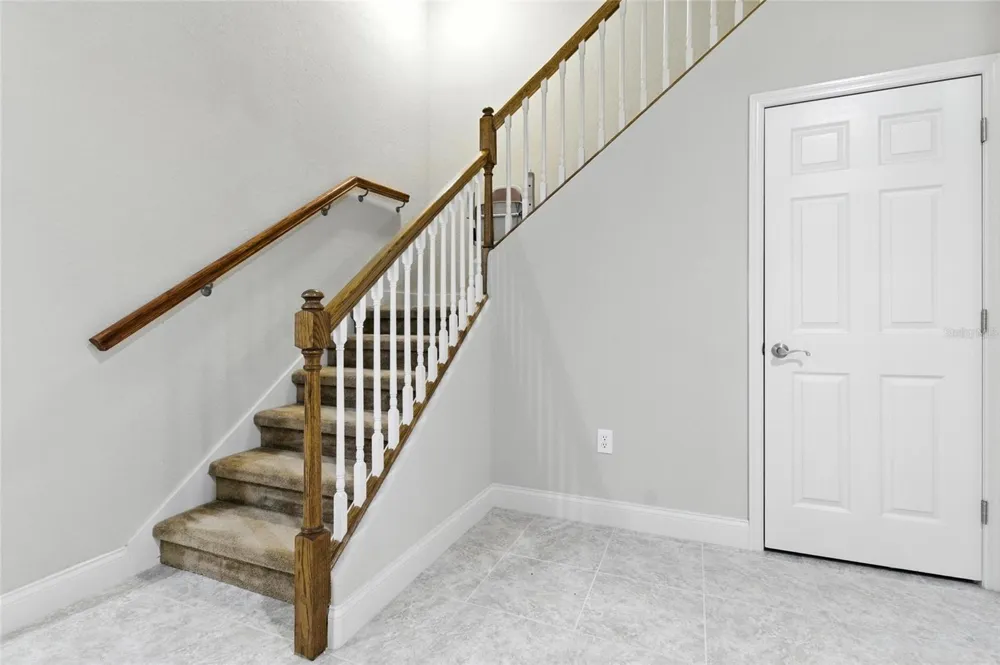 529 MEANDERING WAY Polk City, FL 33868