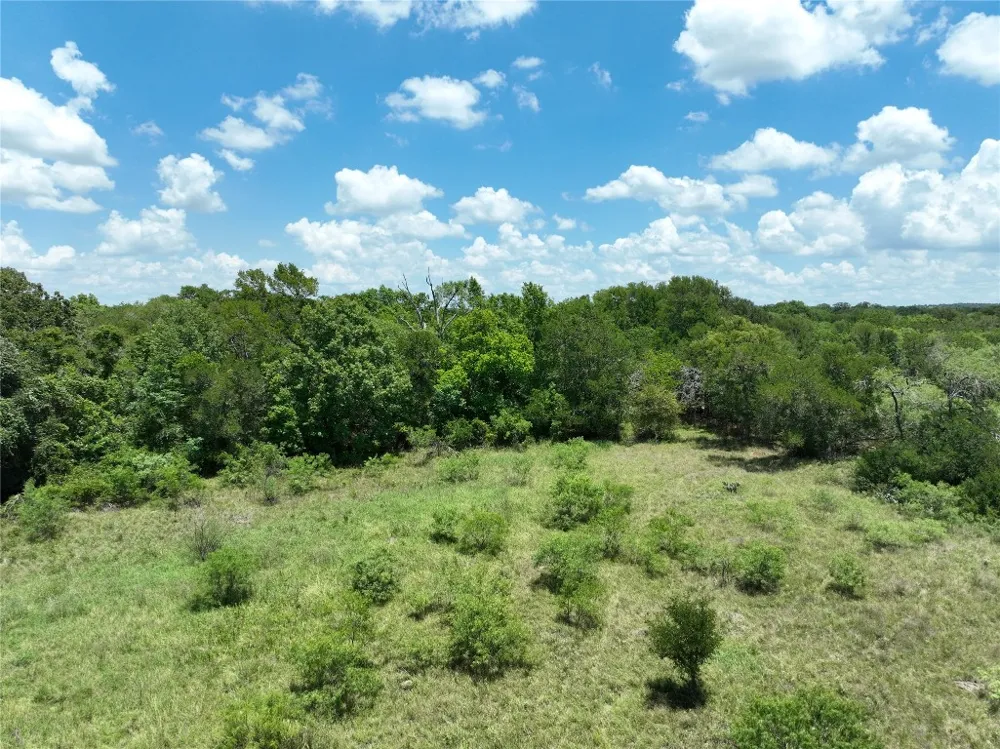 5 Pettytown Road Dale, TX 78616