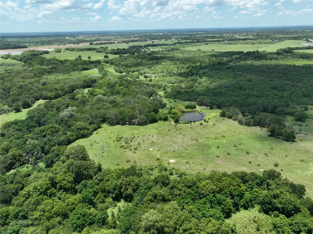 5 Pettytown Road Dale, TX 78616