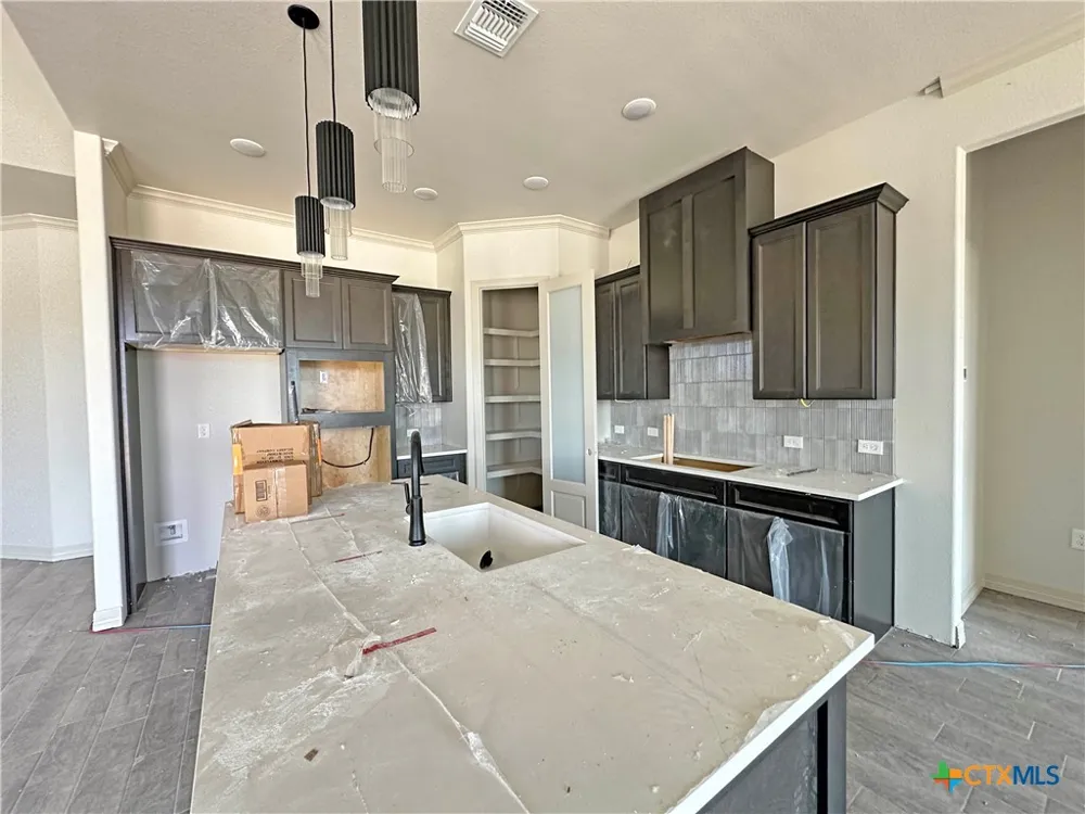 405 Willow Troy, TX 76579