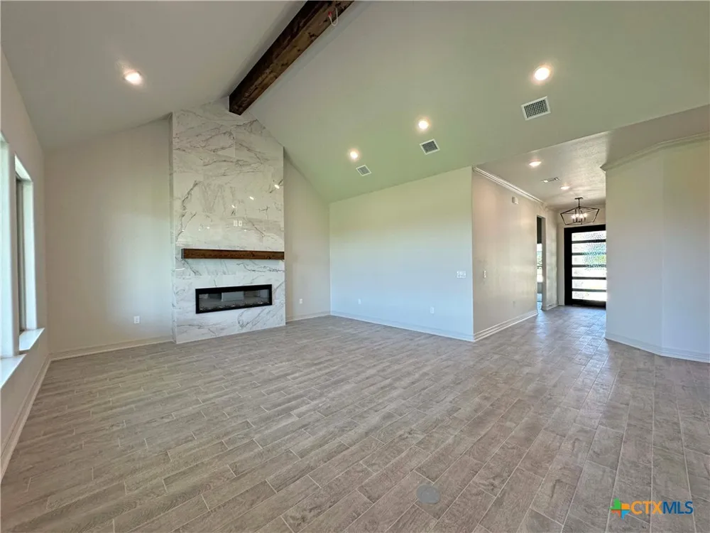 405 Willow Troy, TX 76579