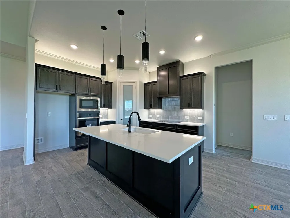 405 Willow Troy, TX 76579