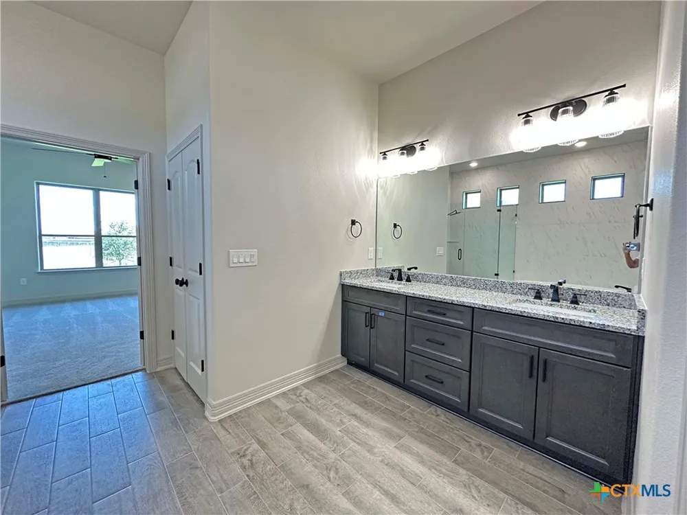 405 Willow Troy, TX 76579