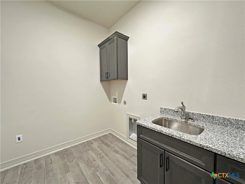 405 Willow Troy, TX 76579