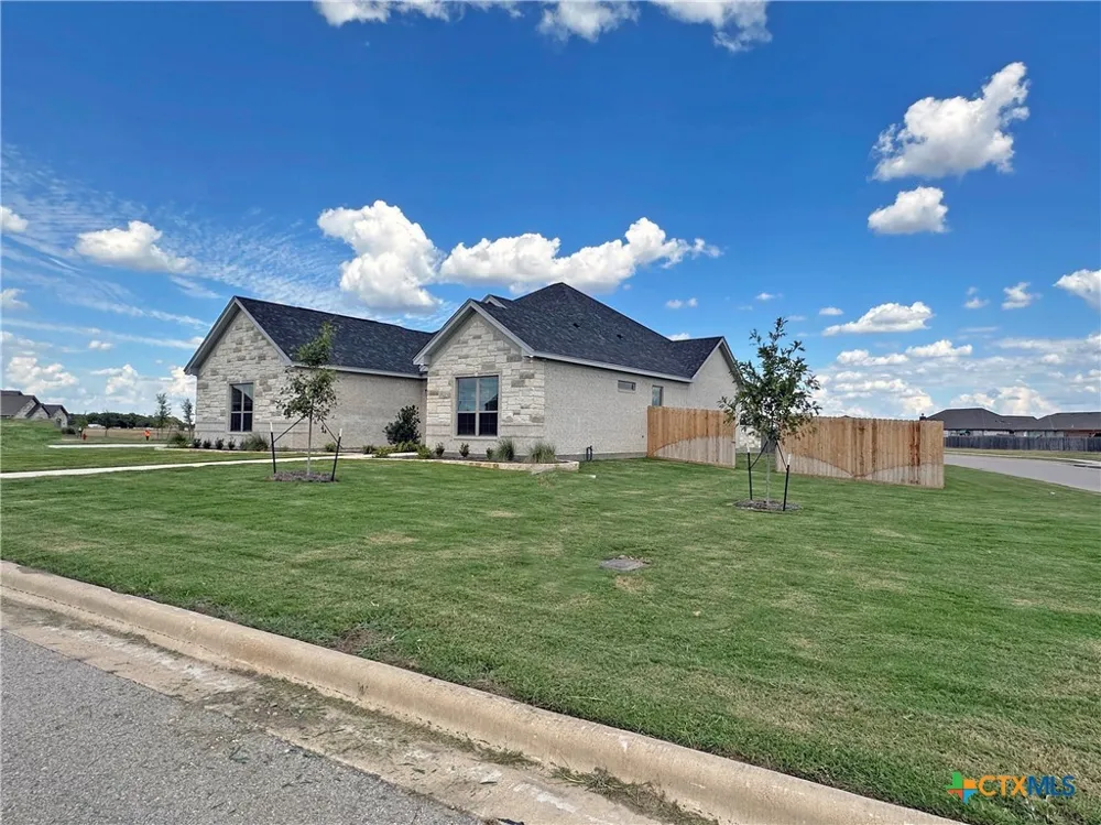 405 Willow Troy, TX 76579