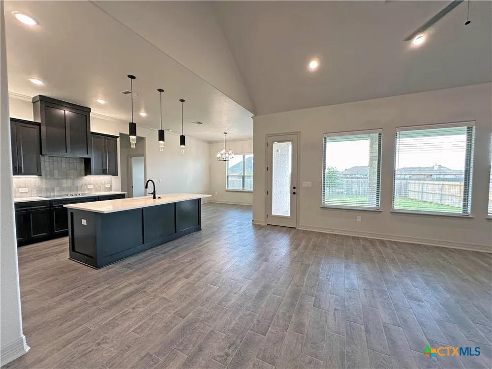 405 Willow Troy, TX 76579