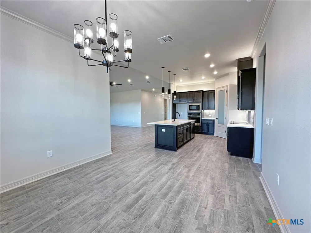 405 Willow Troy, TX 76579