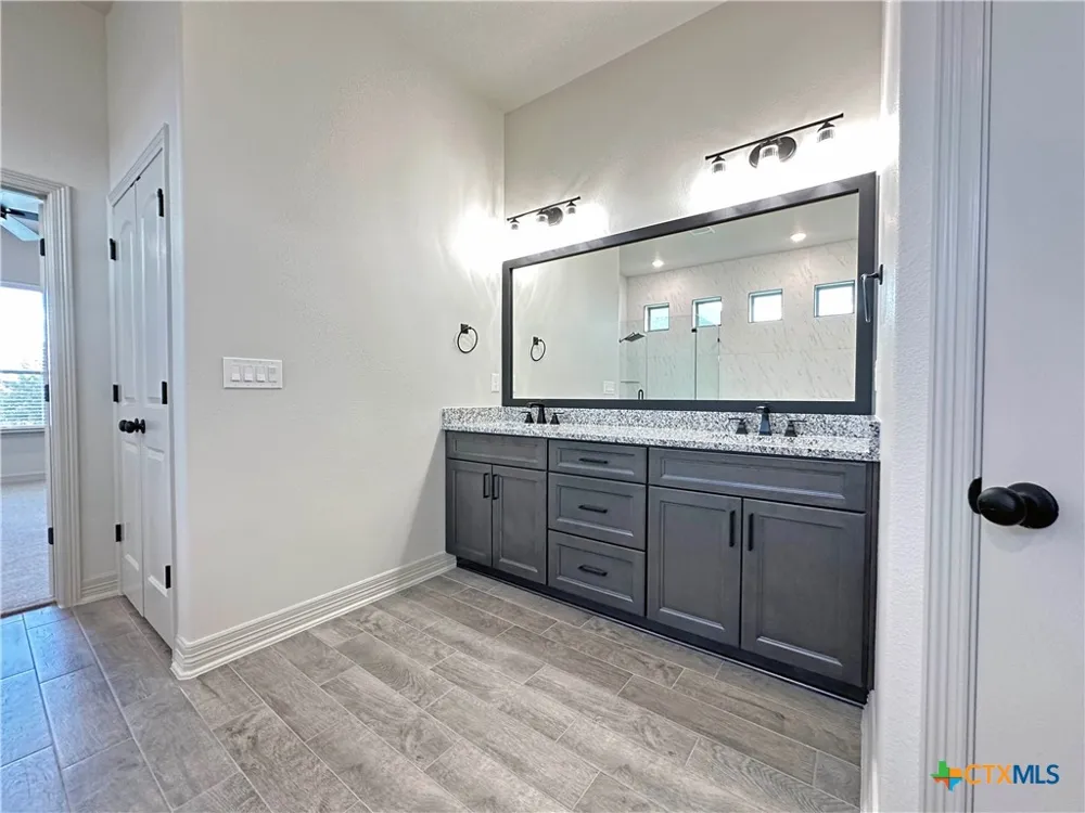 405 Willow Troy, TX 76579