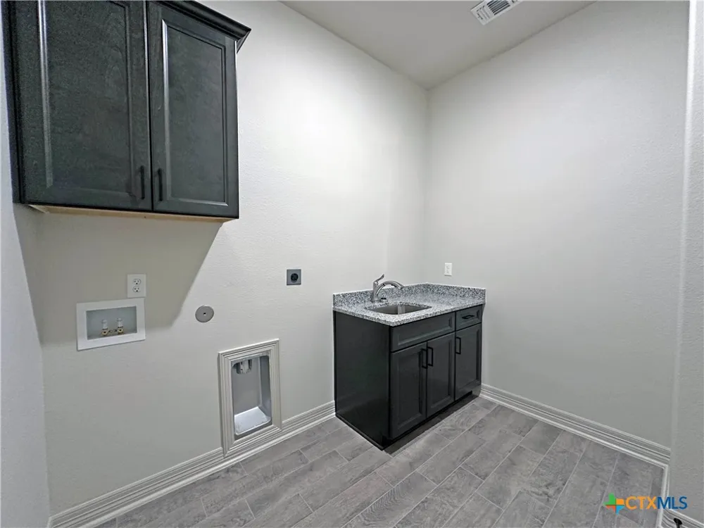 405 Willow Troy, TX 76579