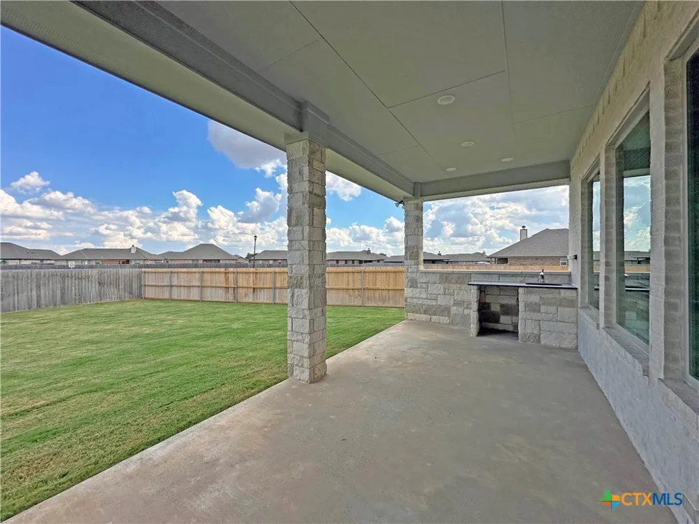 405 Willow Troy, TX 76579