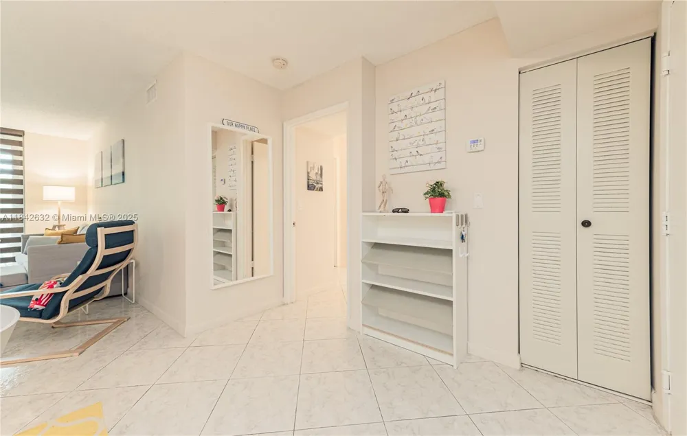 19801 E Country Club Dr #4303 Aventura, FL 33180