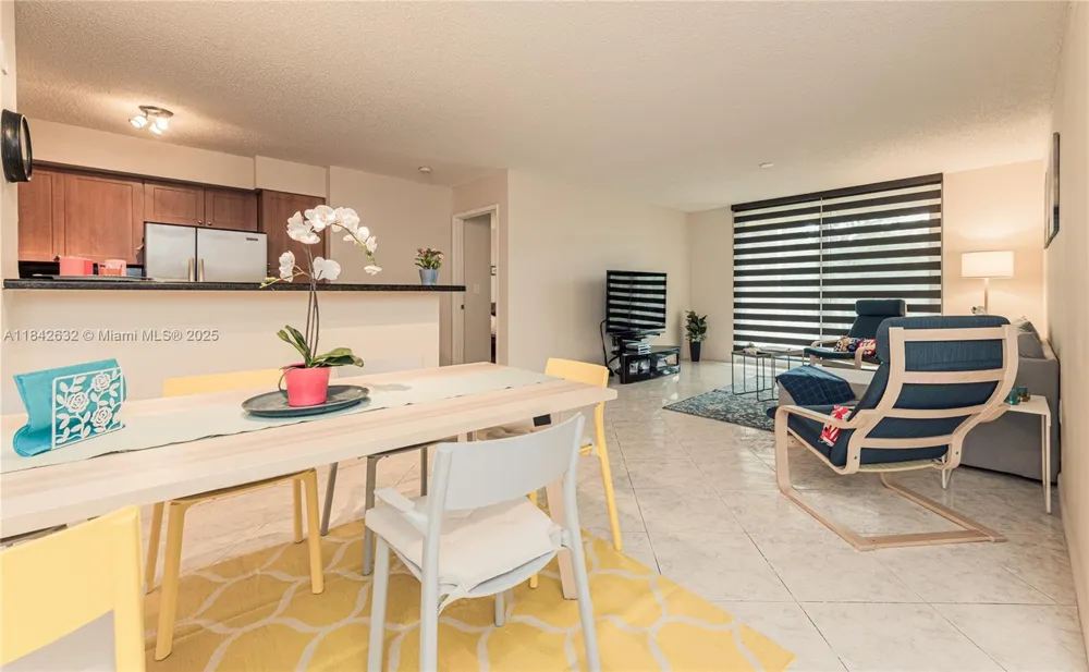 19801 E Country Club Dr #4303 Aventura, FL 33180