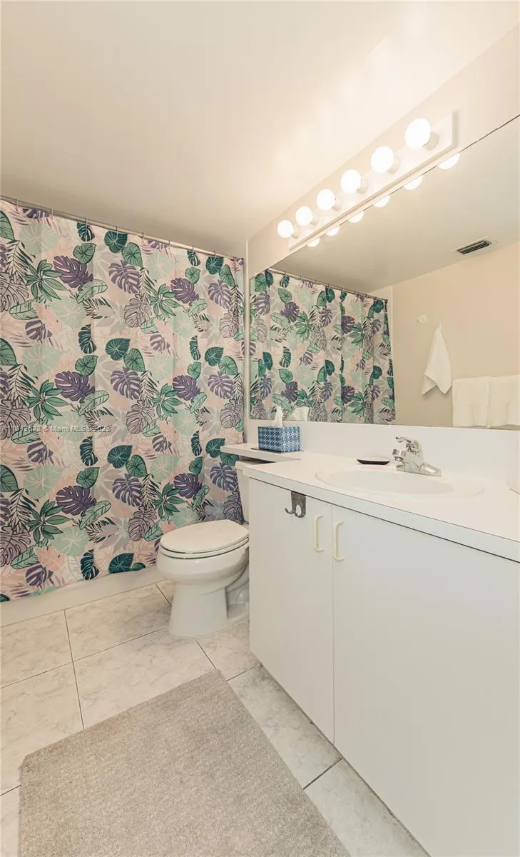 19801 E Country Club Dr #4303 Aventura, FL 33180