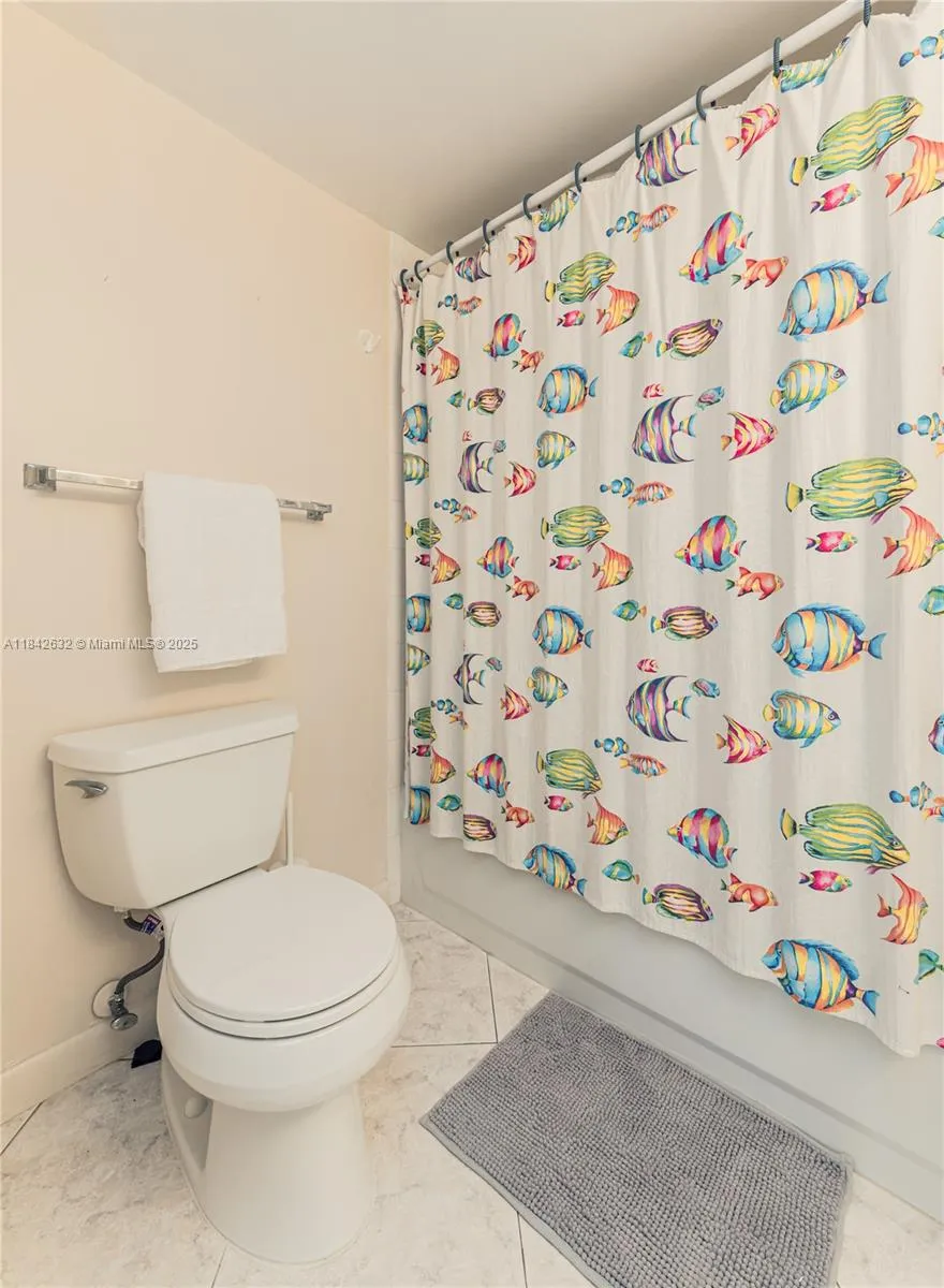 19801 E Country Club Dr #4303 Aventura, FL 33180